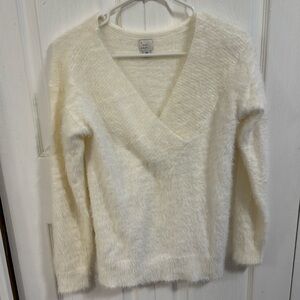 Sweater cream